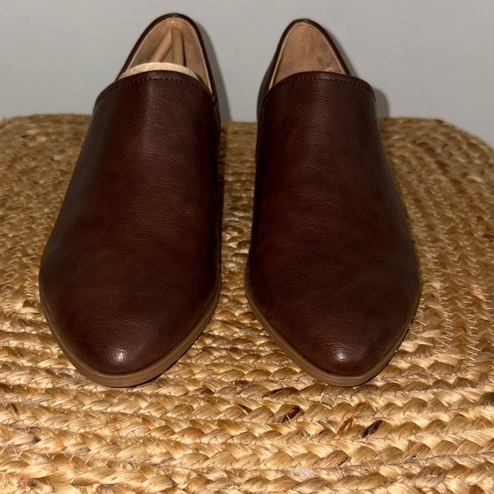 Naturalizer shoes. Size 9W. NWT.